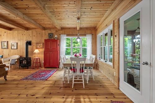 Salle à manger - 48 Ch. Williams, Gore, QC - Indoor Photo Showing Dining Room