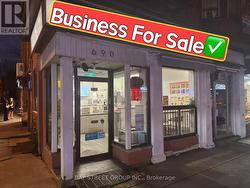 690 BLOOR STREET W  Toronto, ON M6G 1L2