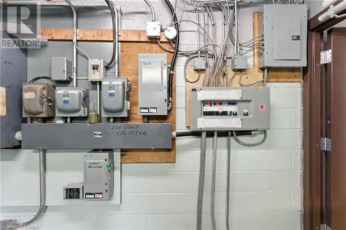 Utility room featuring electric panel - 207 Greenwich Street, Brantford, ON 