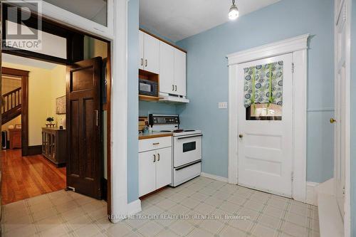 154 Quarry Avenue, Renfrew, ON - Indoor