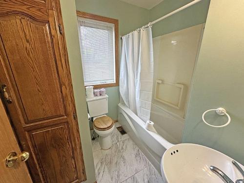 100 Wolf River Road, Dorion, ON 