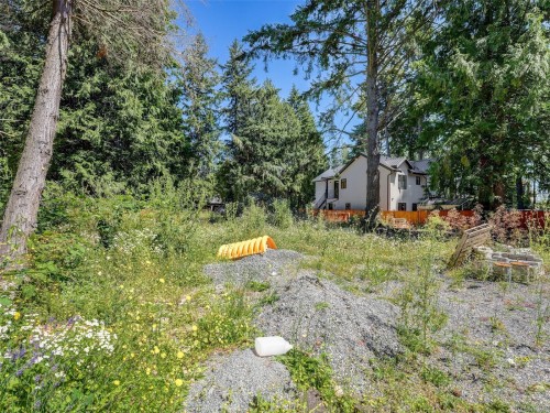 Lot 1-5151 Del Monte Ave, Saanich, BC 