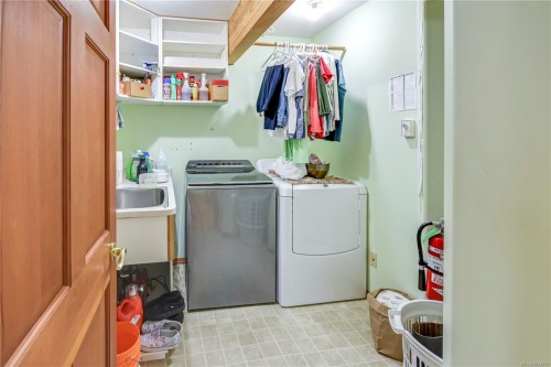 2700 Ritten Rd, Nanaimo, BC 