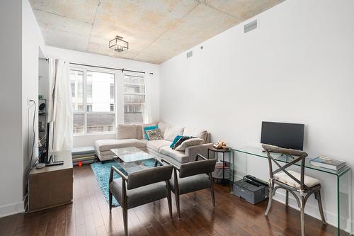 Salon - 608-377 Rue Des Seigneurs, Montréal (Le Sud-Ouest), QC - Indoor