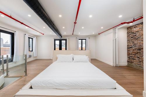 Mezzanine - 3-131 Rue Du Port, Montréal (Ville-Marie), QC - Indoor