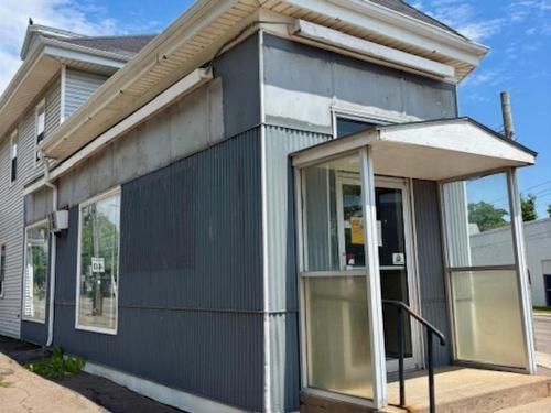 2-8-10 Longworth Avenue, Charlottetown, PE 