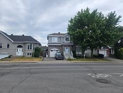 4515 Av. Louis-Payette  Laval (Chomedey), QC H7T 2P8