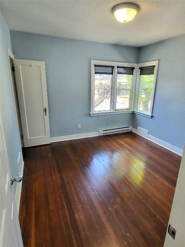 857 Main Street, Penticton, BC - Indoor Photo Showing Other Room