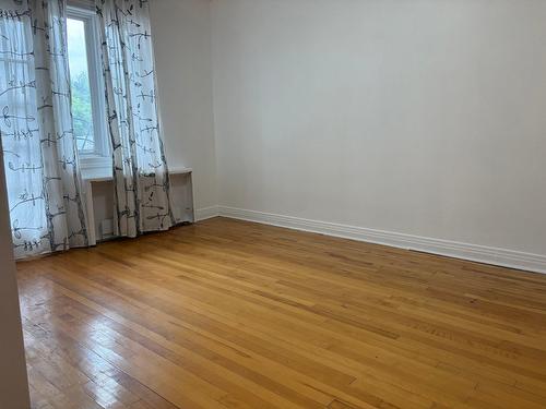 Salon - 1-4729 Rue Hochelaga, Montréal (Mercier/Hochelaga-Maisonneuve), QC - Indoor Photo Showing Other Room