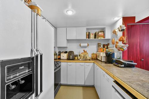 Cuisine - 1321Z  - 1327Z Rue Ontario E., Montréal (Ville-Marie), QC 