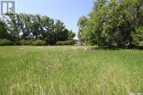 315 Cedar Avenue N, Eastend, SK 