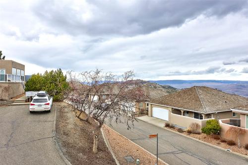 25-2080 Pacific Way, Kamloops, BC - Outdoor