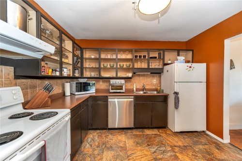 2-6172 Alington Rd, Duncan, BC 