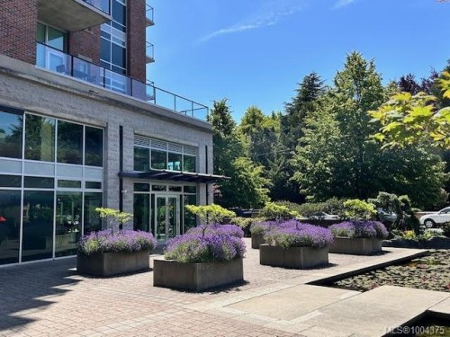 A509-810 Humboldt St, Victoria, BC - Outdoor With Balcony