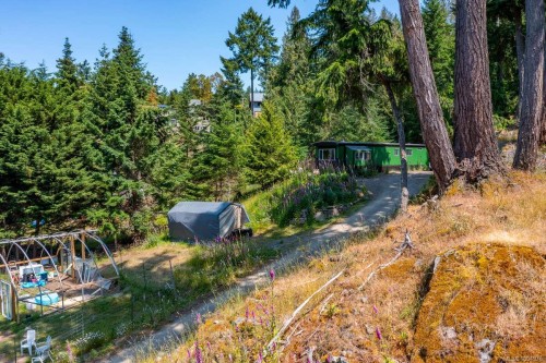 2620 Gunwhale Rd, Pender Island, BC 