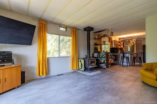 2620 Gunwhale Rd, Pender Island, BC 