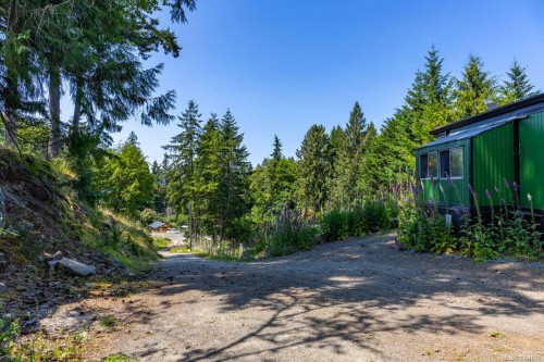 2620 Gunwhale Rd, Pender Island, BC 