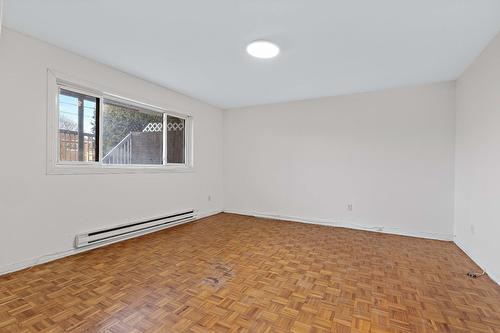 Salon - 5886 Rue Alain, Brossard, QC - Indoor Photo Showing Other Room