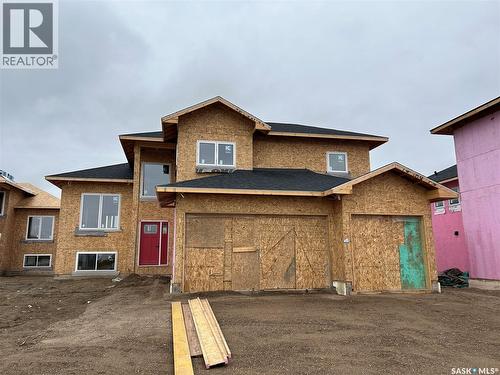 720 Weir Crescent, Warman, SK - Outdoor