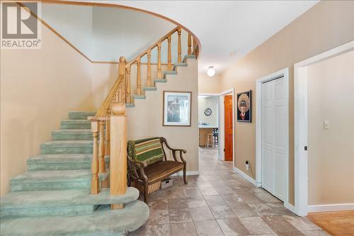 1089, 1090 3A Highway, Nelson, BC - Indoor Photo Showing Other Room