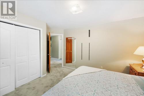 1089, 1090 3A Highway, Nelson, BC - Indoor Photo Showing Bedroom