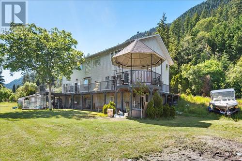 1089, 1090 3A Highway, Nelson, BC - Outdoor With Deck Patio Veranda