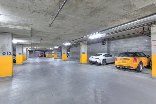 Grange - 1114-10550 Place De L'Acadie, Montréal (Ahuntsic-Cartierville), QC - Indoor Photo Showing Garage