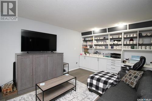 405 4Th Avenue E, Shaunavon, SK - Indoor