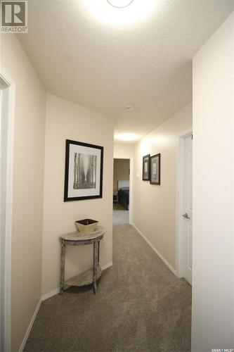 405 4Th Avenue E, Shaunavon, SK - Indoor Photo Showing Other Room