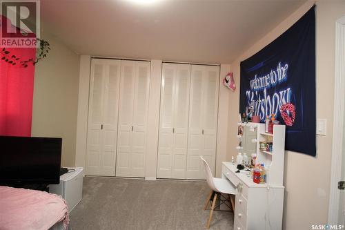 405 4Th Avenue E, Shaunavon, SK - Indoor