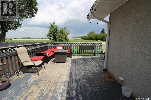 405 4Th Avenue E, Shaunavon, SK - Outdoor With Deck Patio Veranda With Exterior