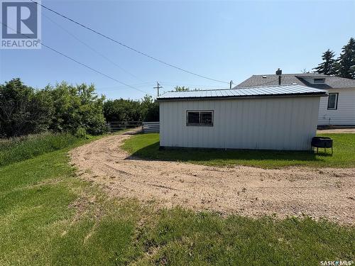 108 Warren Road, Kelliher, SK - Outdoor