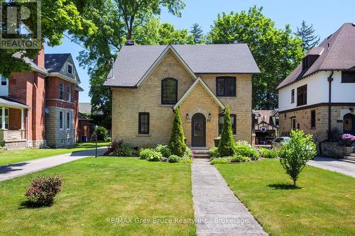 1075 4TH AVENUE W  Owen Sound, ON N4K 4W1