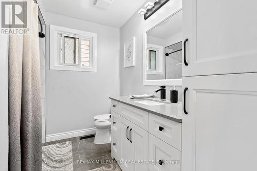 39 Toboggan Hill Drive, Orillia, ON - Indoor Photo Showing Bathroom