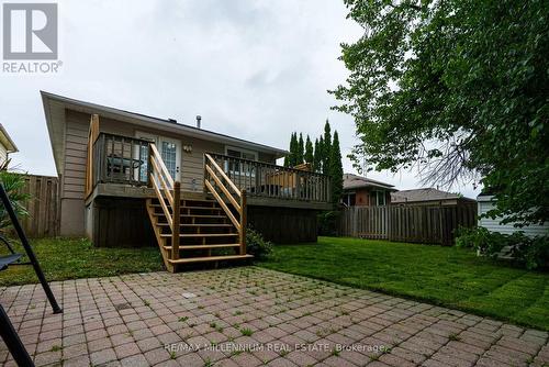 39 Toboggan Hill Drive, Orillia, ON - Outdoor