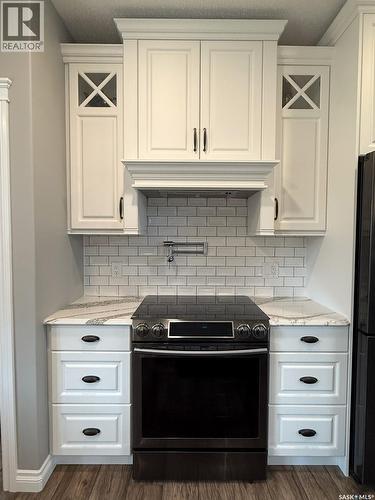 214 Hillside Drive, Tobin Lake, SK - Indoor Photo Showing Kitchen