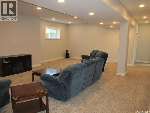 214 Hillside Drive, Tobin Lake, SK - Indoor