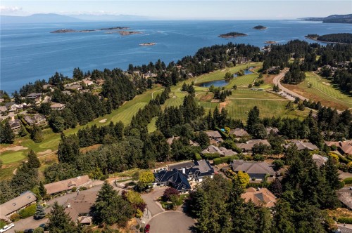 2230 Chelsea Pl, Nanoose Bay, BC 