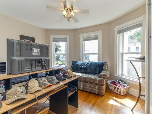 25 Jubilee Avenue, Stellarton, NS 