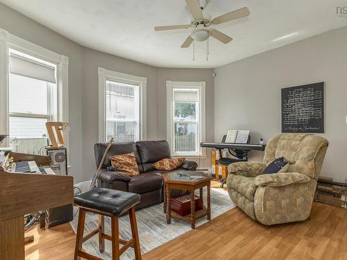 25 Jubilee Avenue, Stellarton, NS 