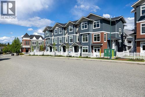 5300 Main Street Unit# 103  Kelowna, BC V1W 0C1