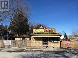 695 SRIGLEY STREET  Newmarket, ON L3Y 1X3