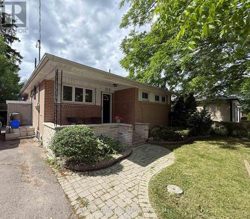 313 ROSSLAND ROAD W  Whitby, ON L1N 3H8