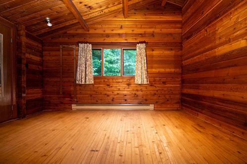 Chambre à coucher - 1718 Ch. Du Mont-Écho, Sutton, QC - Indoor Photo Showing Other Room