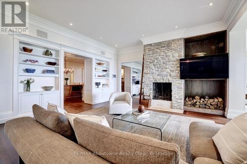 350 King Street, Oakville (Oo Old Oakville), ON - Indoor Photo Showing Living Room With Fireplace