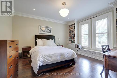350 King Street, Oakville (Oo Old Oakville), ON - Indoor Photo Showing Bedroom