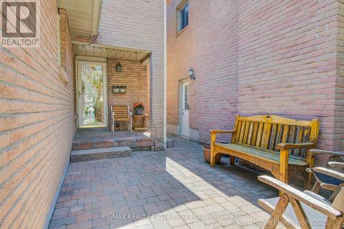 4425 Sawmill Valley Drive, Mississauga, ON - Outdoor With Exterior