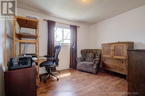 4425 Sawmill Valley Drive, Mississauga, ON - Indoor