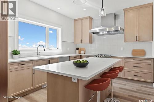 423 Eldorado Street, Warman, SK - Indoor Photo Showing Kitchen With Upgraded Kitchen
