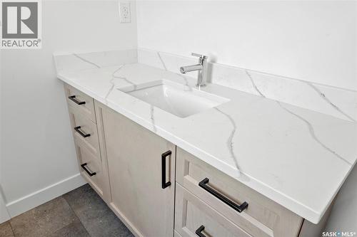 423 Eldorado Street, Warman, SK - Indoor Photo Showing Bathroom